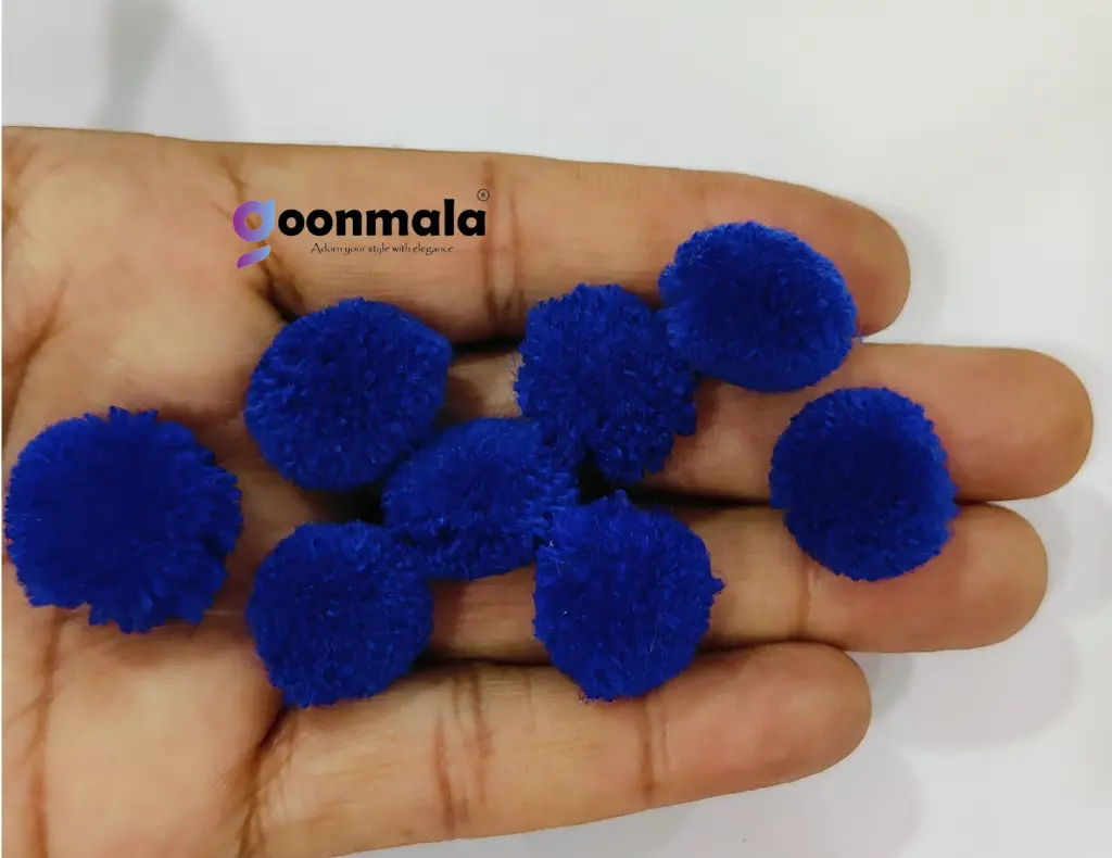 Pom Blue 1.webp