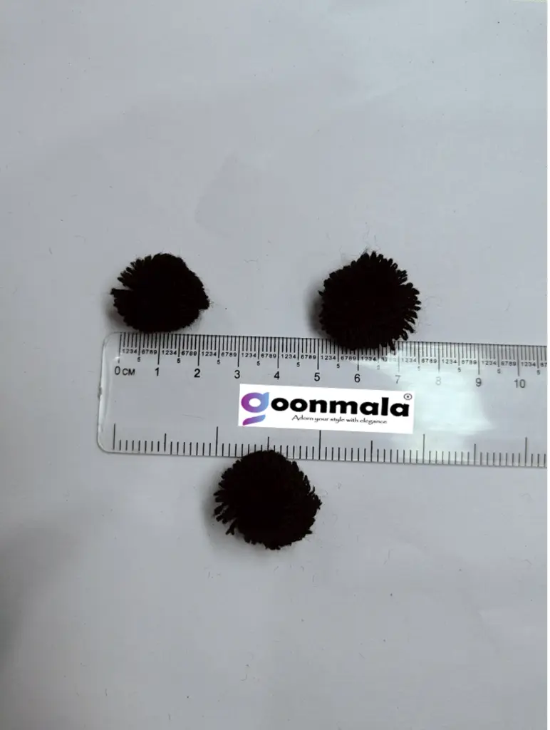Pom Black 3.webp
