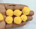 Yellow pom 3.webp