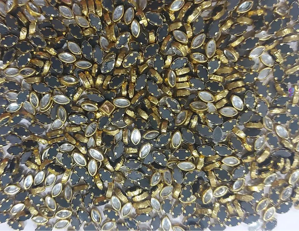 Kundan stone For Jewellery making, Bangles Embroidery Craft & Cloth Works, 3x6 mm Eye Sliver 500 pieces